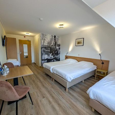Hotel B&B D'Olde Smidse Гитхорн Экстерьер фото